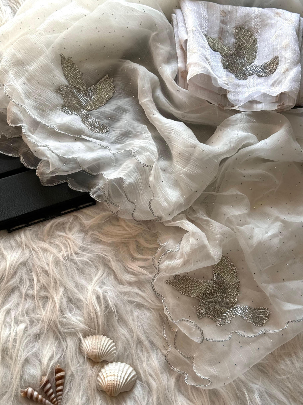 Panchi Gulabi Saree