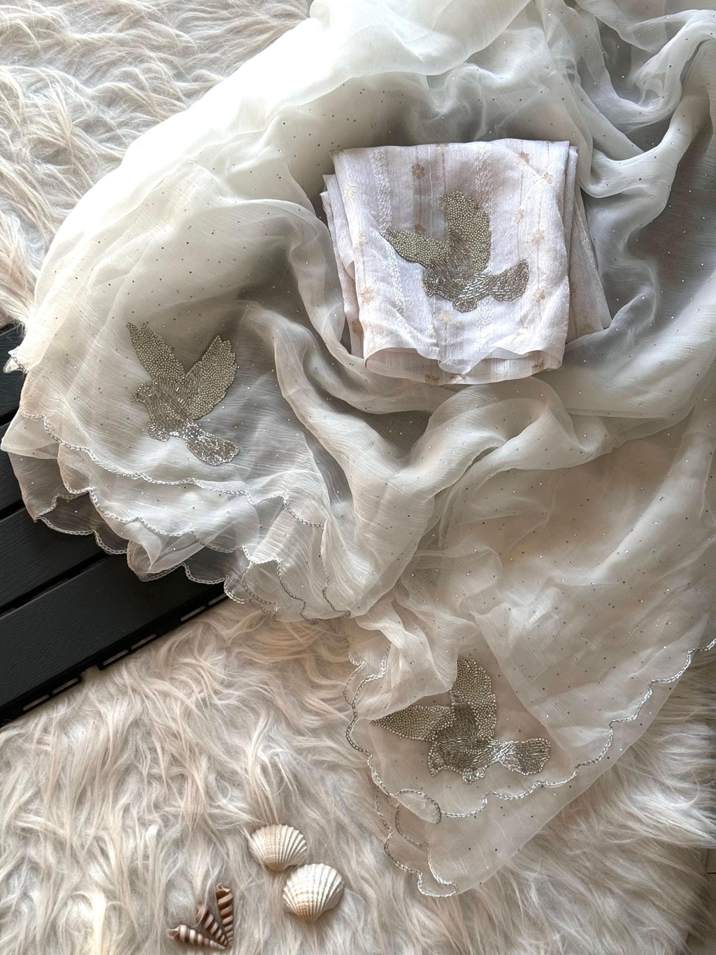 Panchi Gulabi Saree